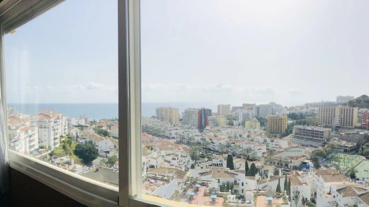 Atico De Lujo Vistas Al Mar Apartment Benalmadena
